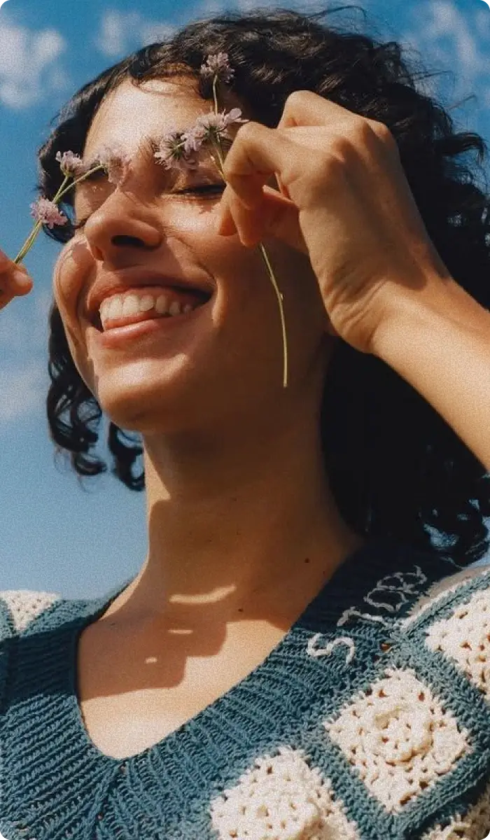 Product video thumbnail